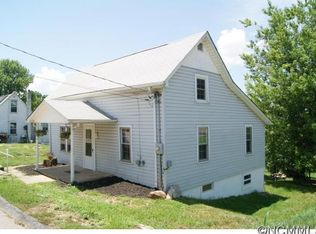 19 Spruce St, Canton, NC 28716