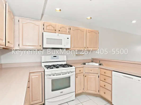 11 Nathan Ct, Newtown, PA 18940
