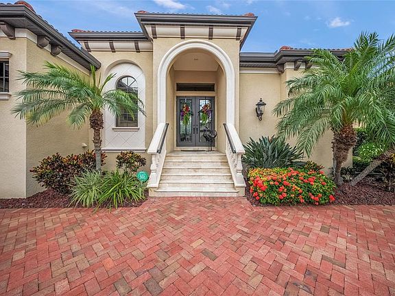 3rd image of 4110 COMMODORE BOULEVARD