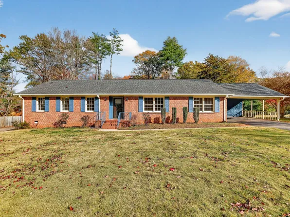 305 Holly Dr, Spartanburg, SC 29301