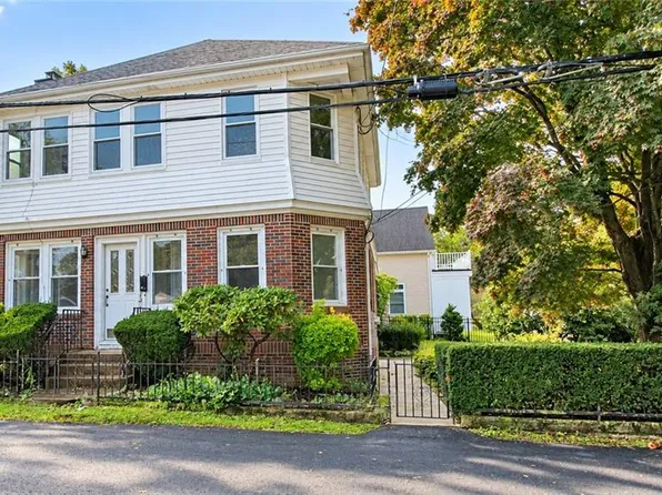 69 Emanuel St, North Providence, RI 02911