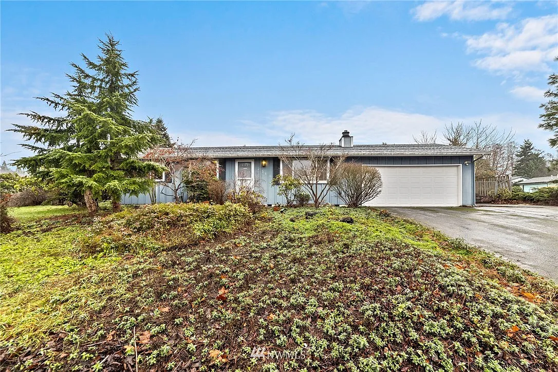 2318 N 20th Place photo 1