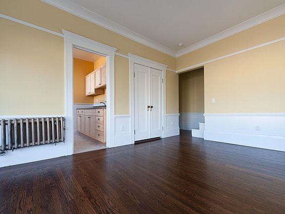 5th image of 399 Steiner St APT 12