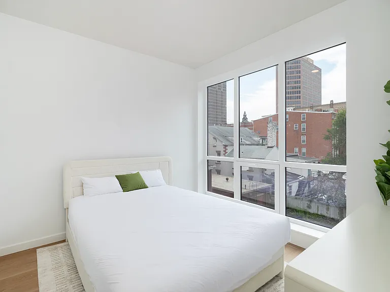 Estelle New Haven — Photo 31