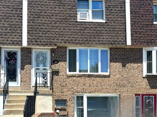 2523 Casimir St, Philadelphia, PA 19137