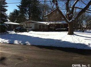 135 Barclay Rd, Camillus, NY 13031