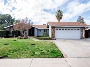 488 Burgan Ave, Clovis, CA 93611