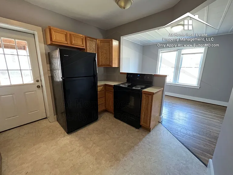 837 Nichols St — Photo 12