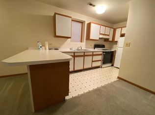 1741 W Nelson St #G, Chicago, IL 60657