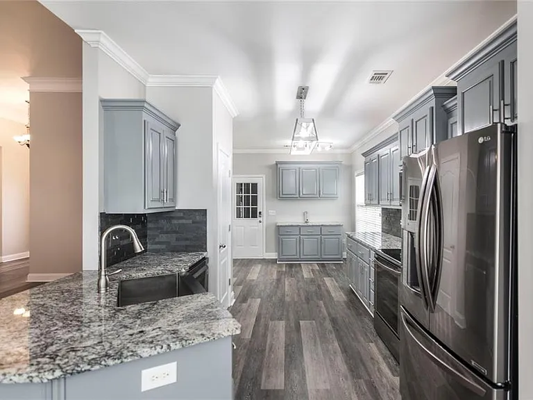 104 Bryce Dr — Photo 11