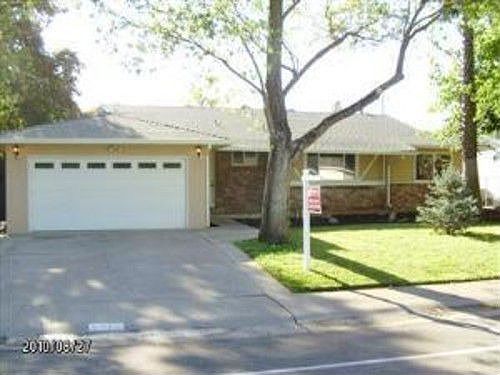 1st image of 6012 Parkoaks Dr