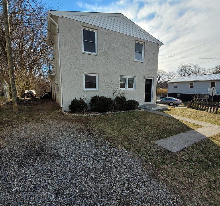 1st image of 211A Sellers St