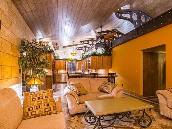 3rd image of 13684 S Thorn Creek Dr APT 19C