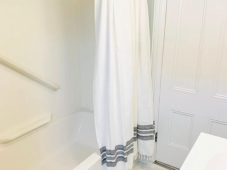62 Kensington St #2 — Photo 12