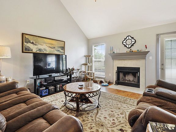 2nd image of 15127 Audubon Lake Blvd