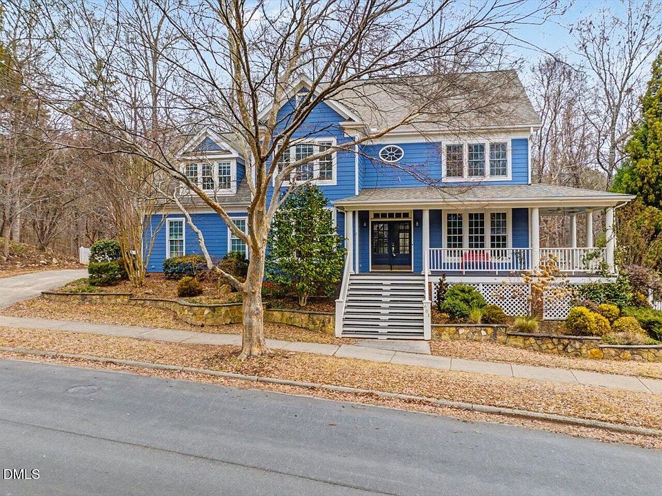 1st image of 601 Highgrove Dr
