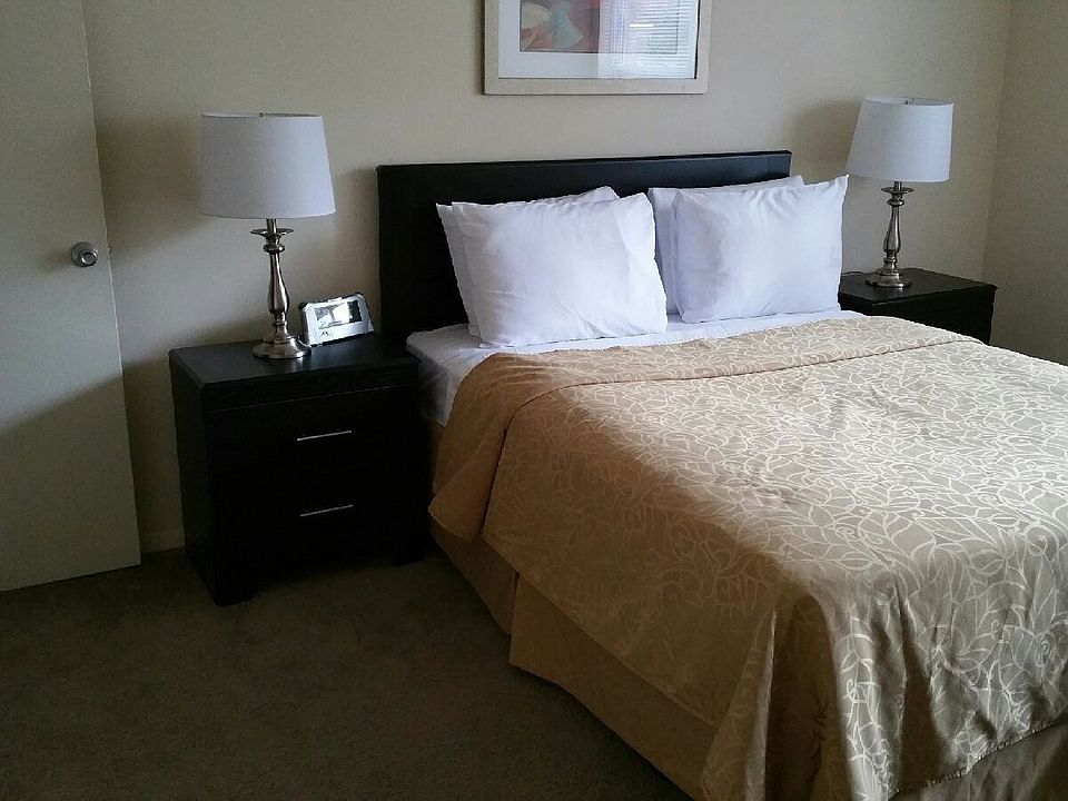 Master BR with walk-in closet