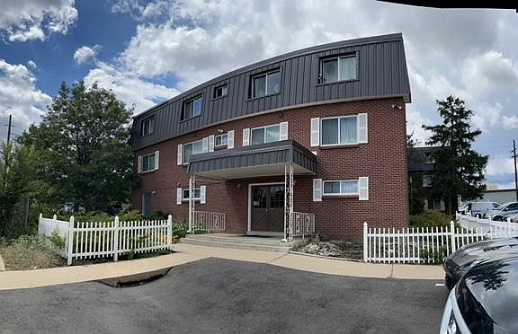 2nd image of 215 Marble St #3abb625ba
