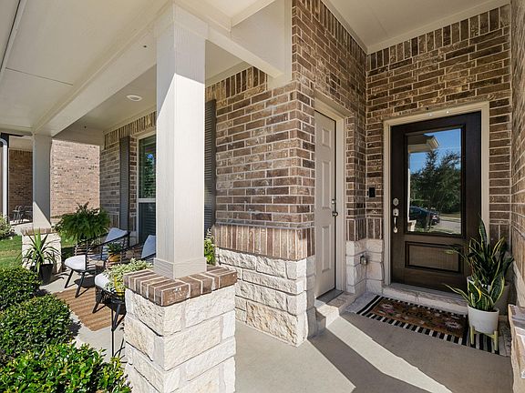 3rd image of 2233 Sauterne Dr
