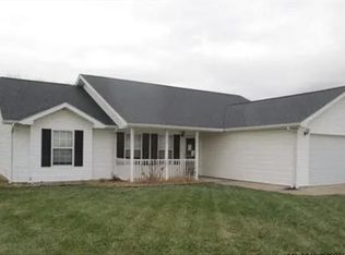 1807 Ronda Ct, Moberly, MO 65270