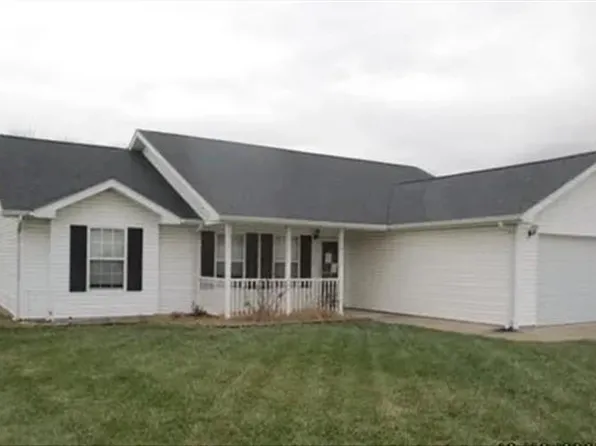 1807 Ronda Ct, Moberly, MO 65270