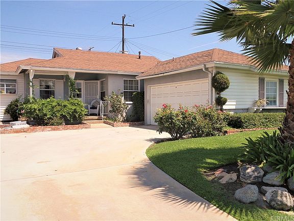 2nd image of 14408 Manecita Dr