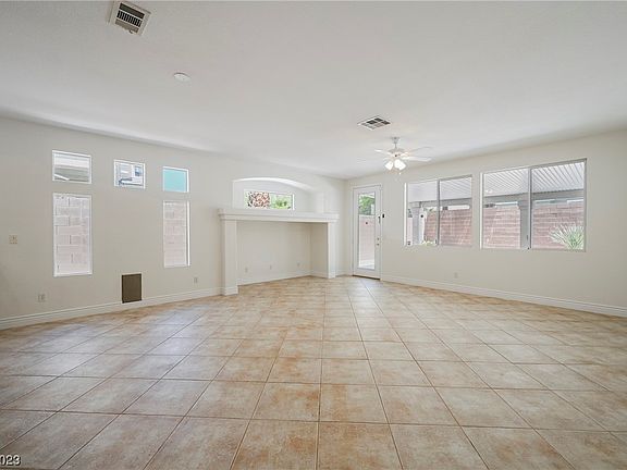 5th image of 10386 Walking View Ct