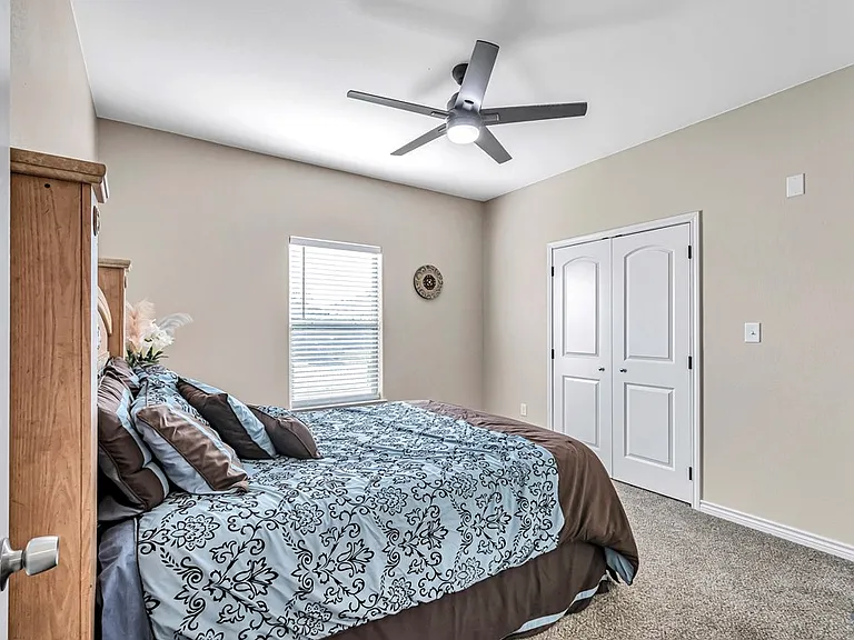 1100 Osprey Dr — Photo 15