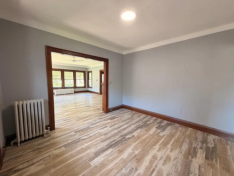 2042 Joffre Ave #1 — Photo 3