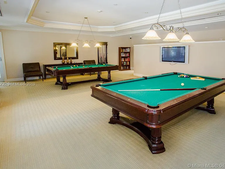 20000 Country Club Dr #4 — Photo 9