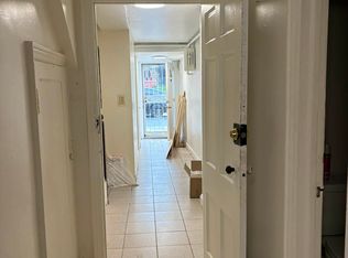23-92 32nd St #1, Astoria, NY 11105