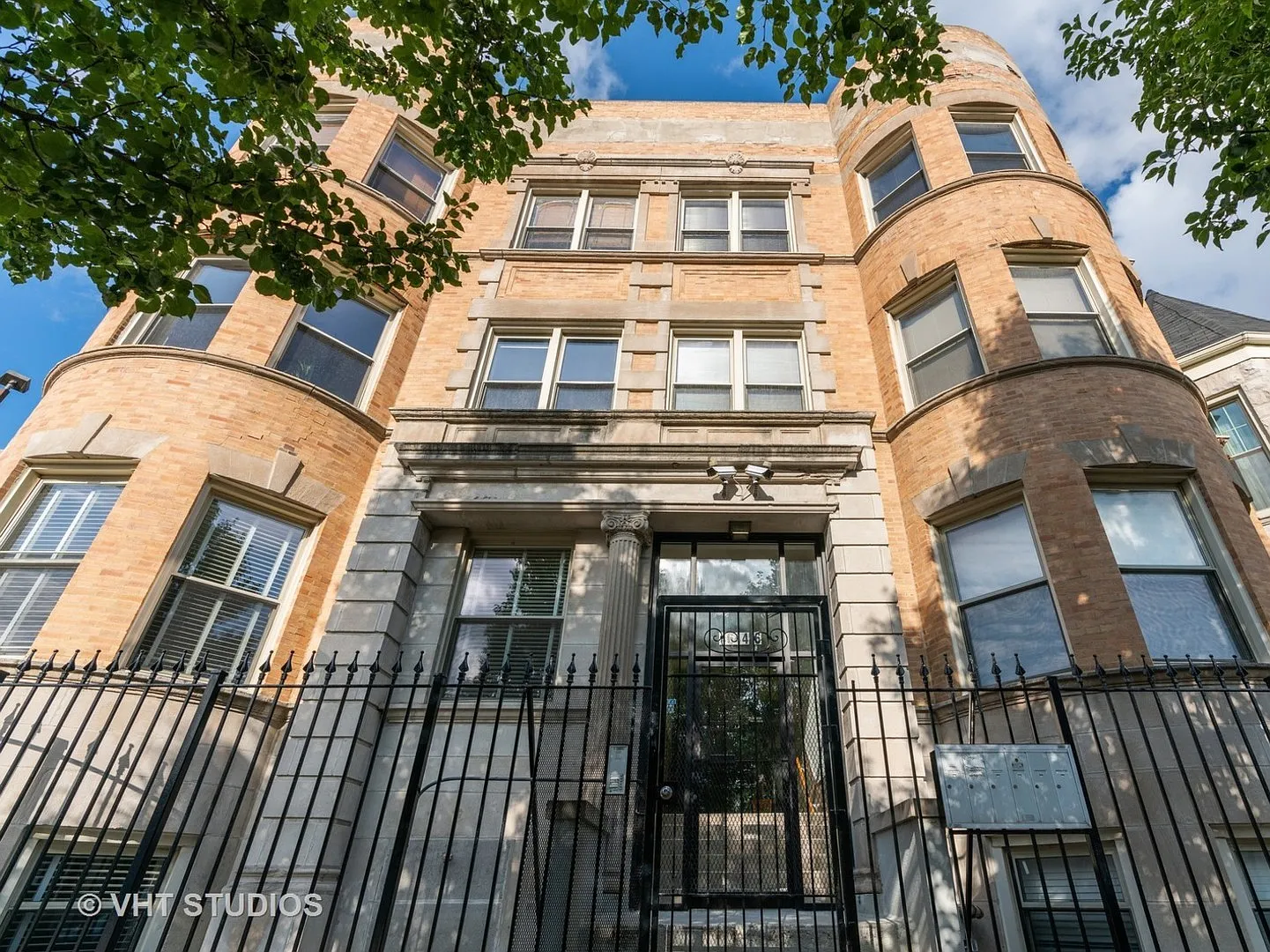 4646 S Prairie Ave #1S photo 1