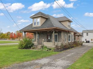 5818 Broadway St, Lancaster, NY 14086