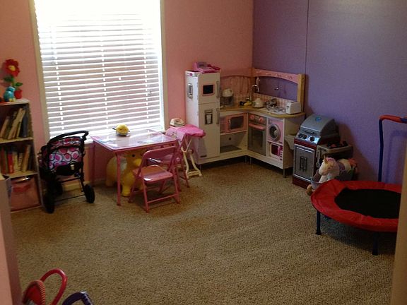 5th image of 110 Pepper Cir