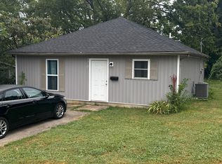 1725 1/2 Canton St, Hopkinsville, KY 42240