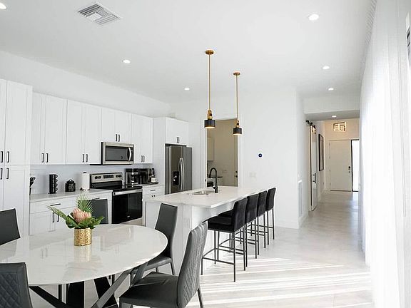 3rd image of 3175 Karen Dr