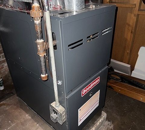 4th image of 8023 S Blackstone Ave