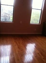 1st image of 429 Grove St