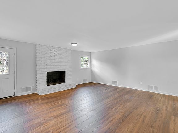 5th image of 110 Lakeland Dr