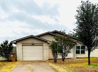 914 E 41st St, San Angelo, TX 76903