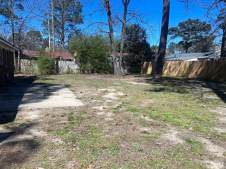 288 Lemont Dr — Photo 22