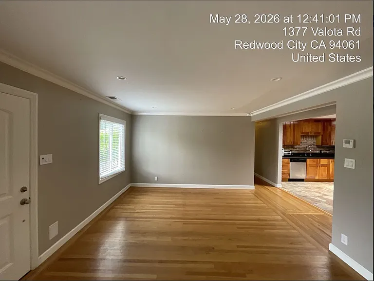 1377 Valota Rd #1 — Photo 4