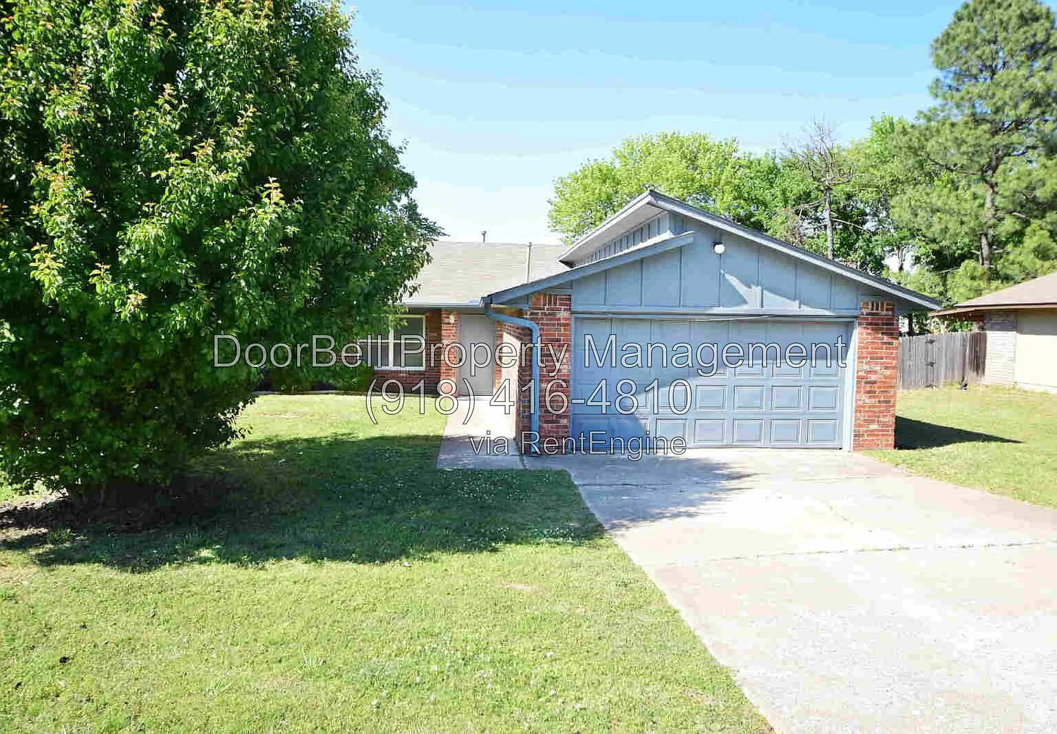 3 bed, 2.0 bath, 1128 sqft, $1,425 — Photo 2