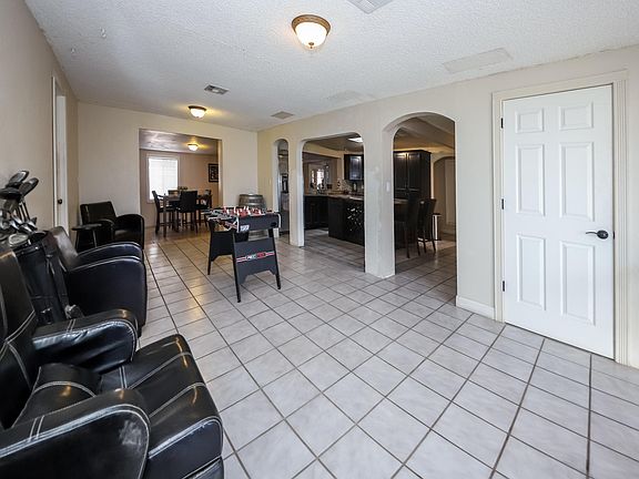 3rd image of 6320 S Dorado Cir