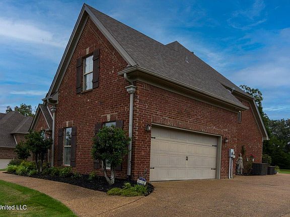 4th image of 1828 Keenlan Dr W