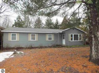 6118 N Reynolds Rd, Lake Ann, MI 49650