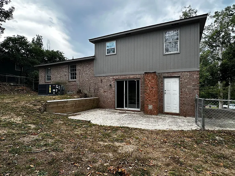 4565 Rockdale Ct — Photo 28