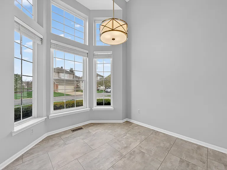 3141 Bridlewood Dr — Photo 10