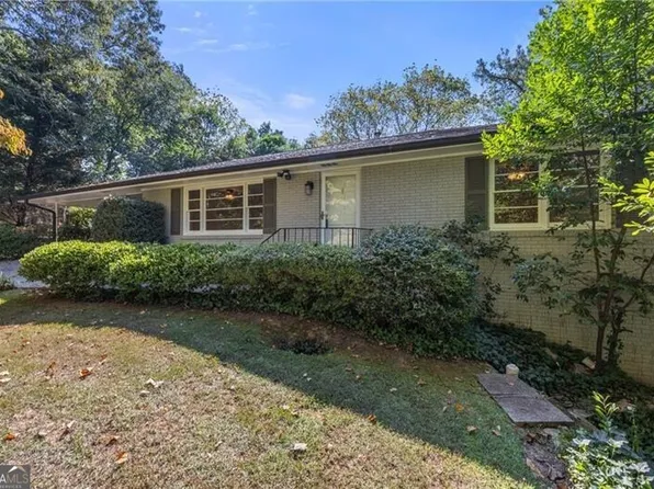 535 Valley Ln, Sandy Springs, GA 30328