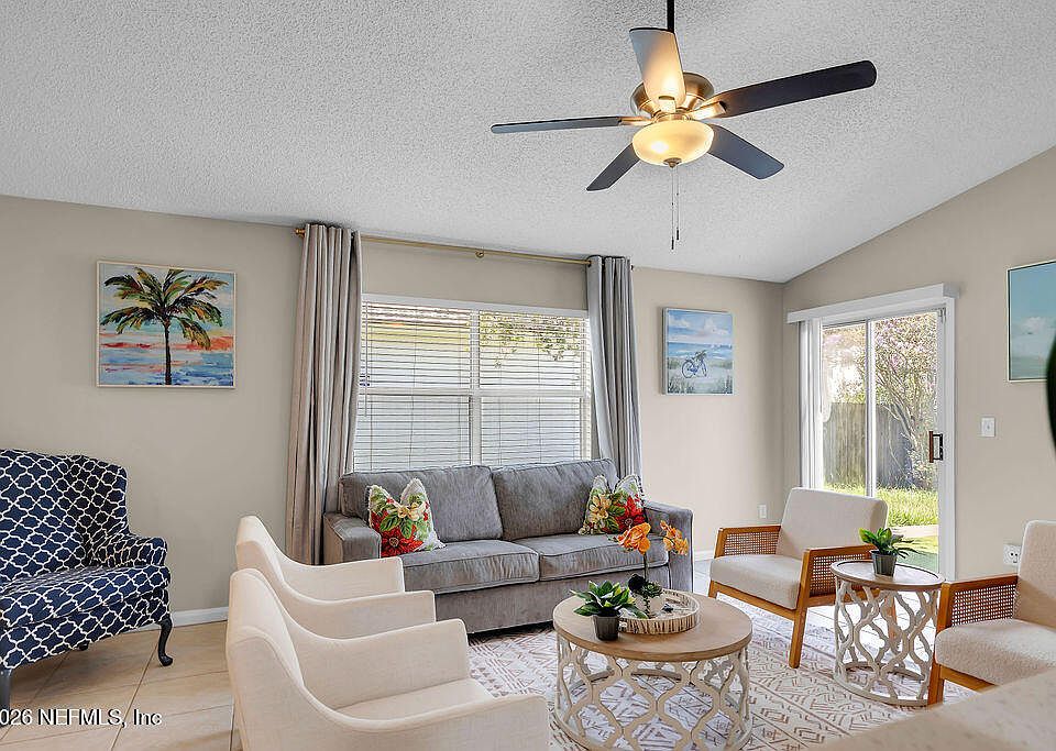 1st image of 905 GAVAGAN Road